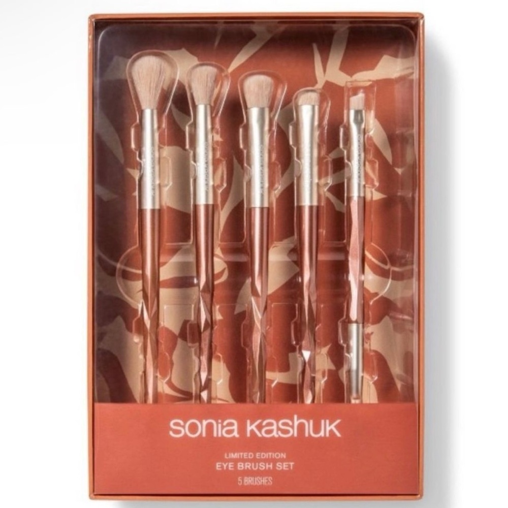 Sonia Kashuk Bundle Large Travel Toiletry Bag And Limited Edition Eye Brush Set - Picture 7 of 11